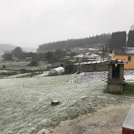 Casa De Piedra, Confort, Espacio Y Naturaleza Holiday home